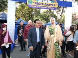 Pesta Rakyat "Rutam Nuwus Kera Ngalam" Bersama Sutiaji-Sofyan Edi membagikan 10 ribu porsi bakso. (ft. Cholil)