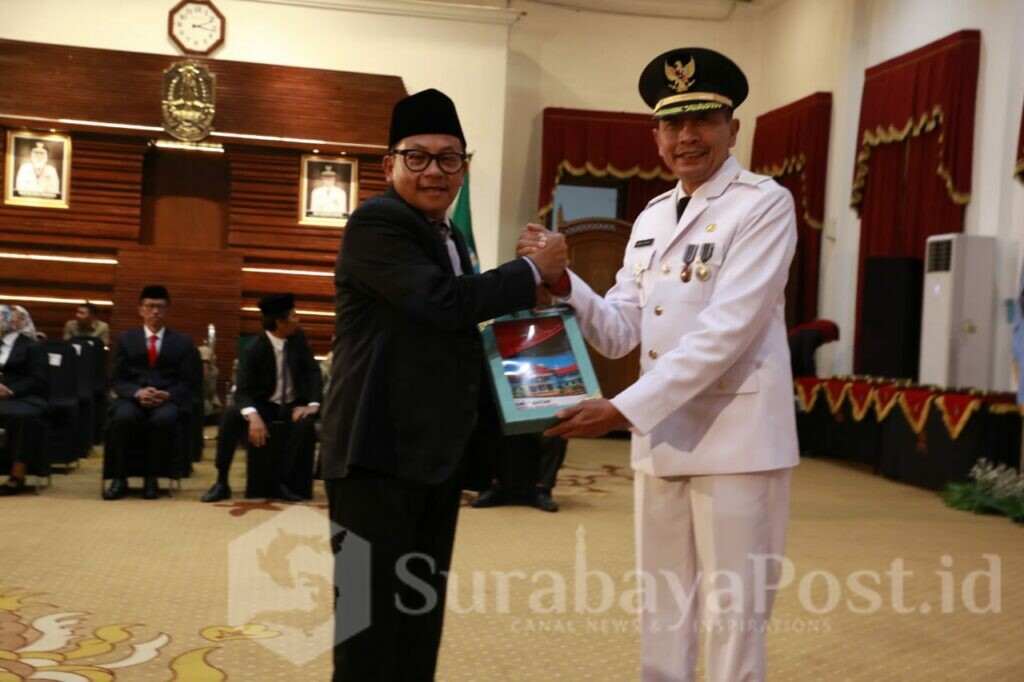 Mantan Walikota Sutiaji dan Pj Walikota Malang Wahyu Hidayat