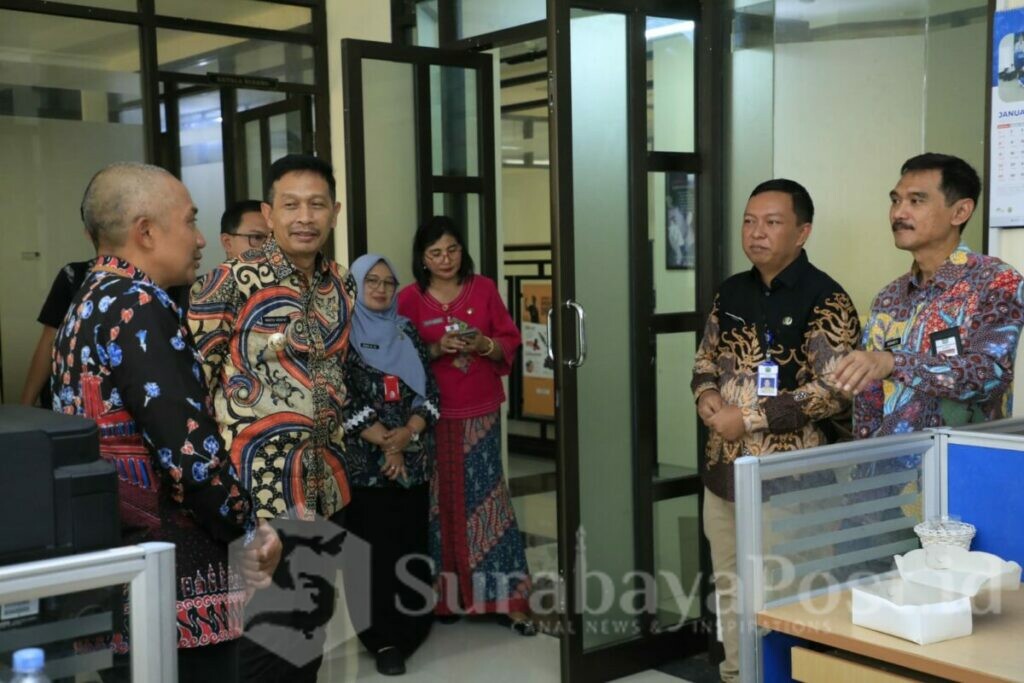 Kunjungi Perkantoran Terpadu dan RSUD Kota Malang; Pj. Wali Kota Pastikan Pelayanan Publik Berjalan Lancar