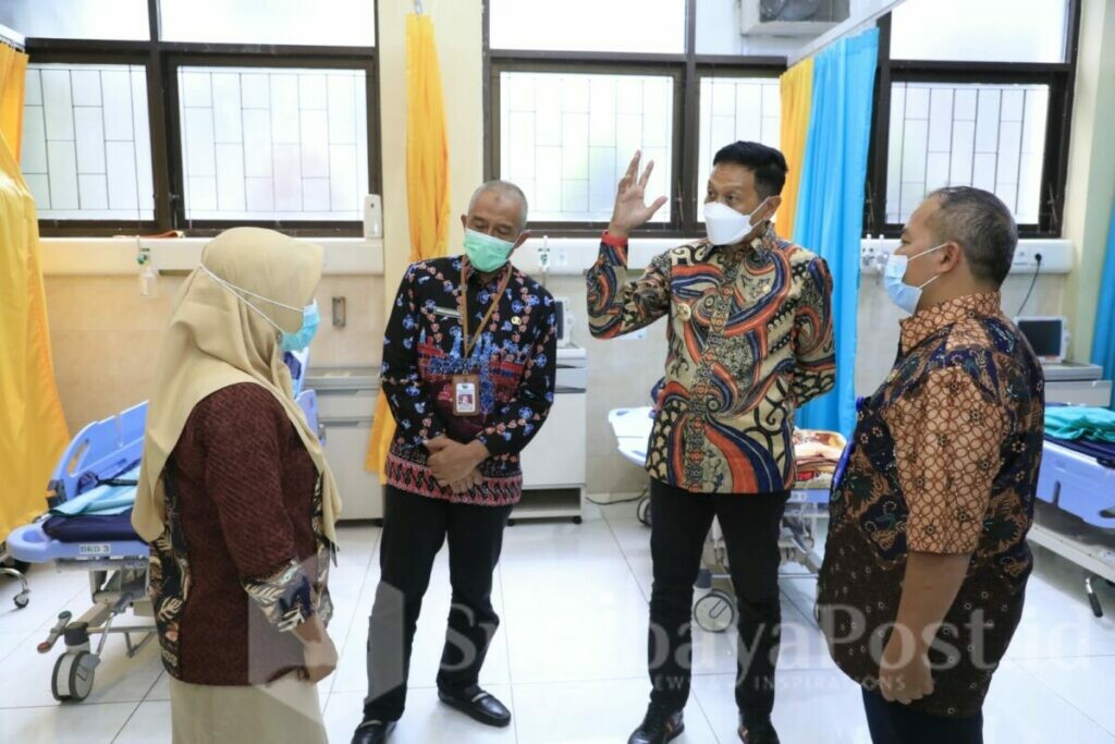Kunjungi Perkantoran Terpadu dan RSUD Kota Malang; Pj. Wali Kota Pastikan Pelayanan Publik Berjalan Lancar