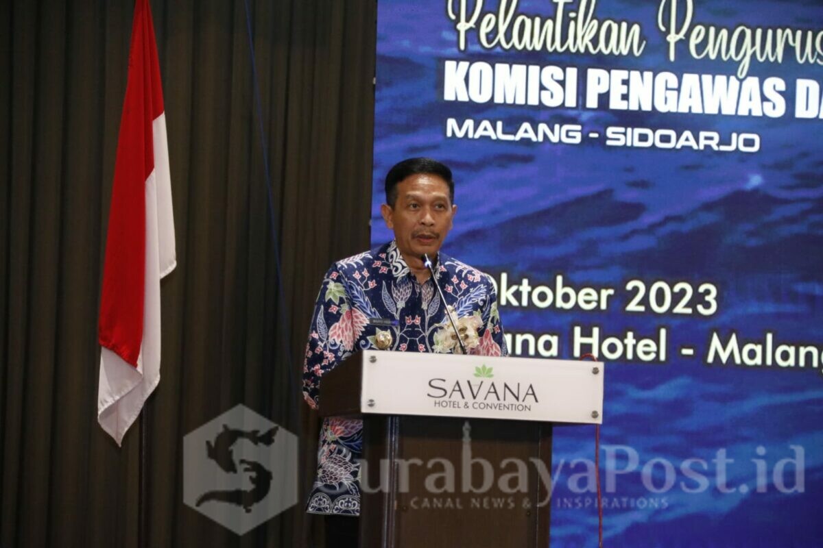 Pj Walikota Malang, Wahyu Hidayat saat memberikan sambutan pada acara pelantikan sembilan DPC Peradi Se- Jawa Timur di hotel Savana. (Dok.Prokompim Setda Kota Malang)