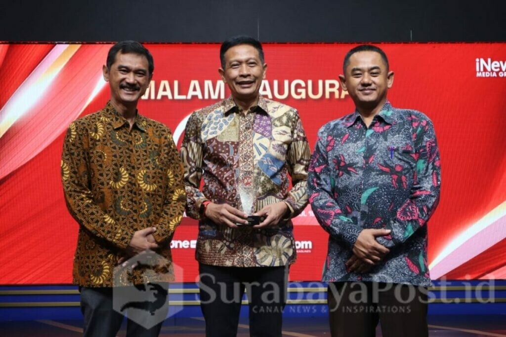 Pj. Walikota Malang, Wahyu Hidayat didampingi Kepala Diskominfo, Nur Widiyanto dan Kabag Prokompim, Muhammad Fakhrurizal Hariez