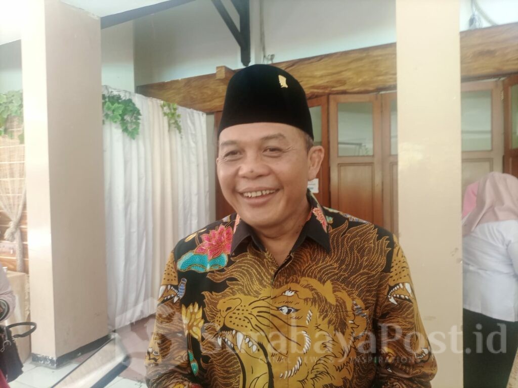 Ketua DPRD Kota Malang, I Made Riandiana Kartika saat memberikan keterangan kepada wartawan (ist)