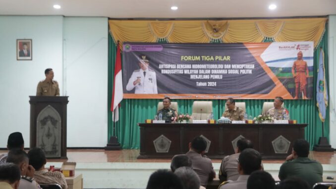 Hadiri Forum Tiga Pilar Di Kecamatan Kedungkandang; Pj Walikota Malang Ingatkan Untuk Selalu Solid. (Dok. Prokompim)