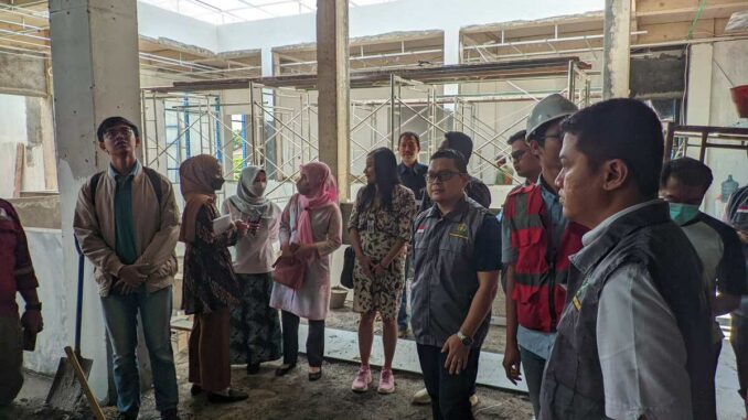 Tim PPS Kejari Kota Malang Pantau Pembangunan Gedung Ops Polresta Malang Kota dan Puskesmas. (Dok. Kejari Kota Malang)