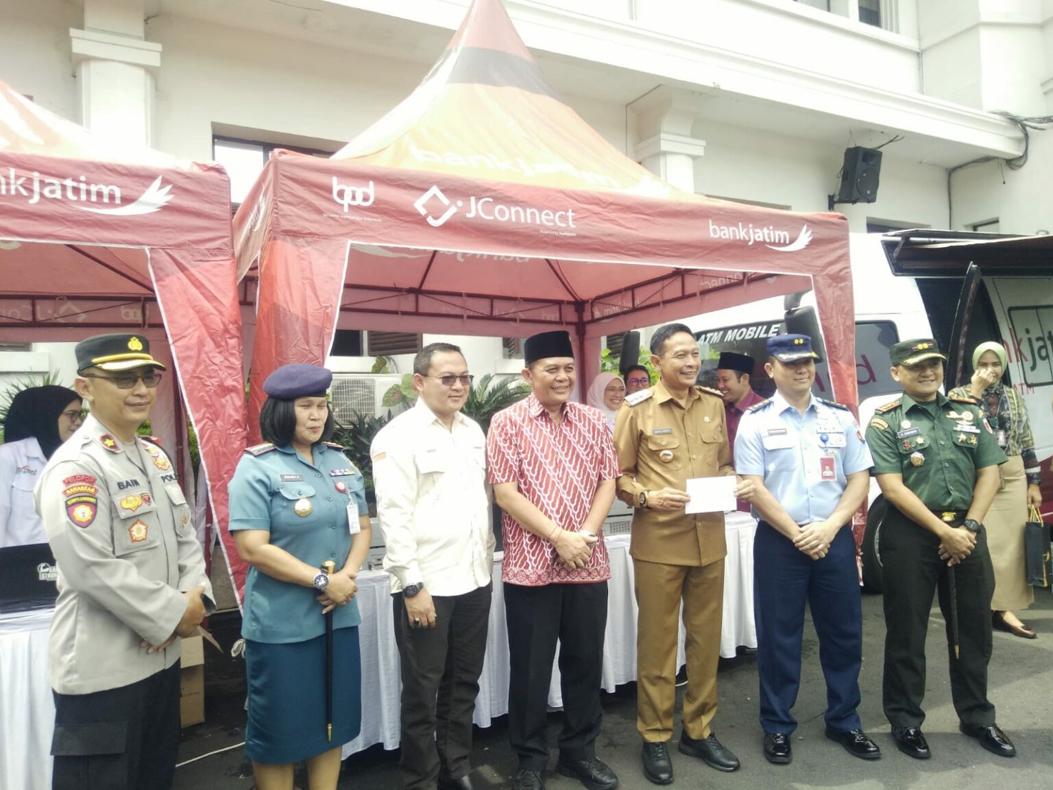 Launching 228.233 SPPT PBB 2024, Pj. Walikota Wahyu Hidayat Apresiasi ...