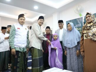 Safari Ramadhan, Pj. Walikota Malang, Wahyu Hidayat berbagi di Bulan Suci (Dok. Prokompim)