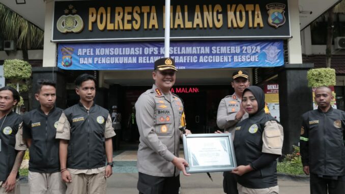Komitmen Tekan Fatalitas Lakalantas, Polresta Malang Kota Kukuhkan Traffic Accident Rescue. (Dok. Humas Polresta)