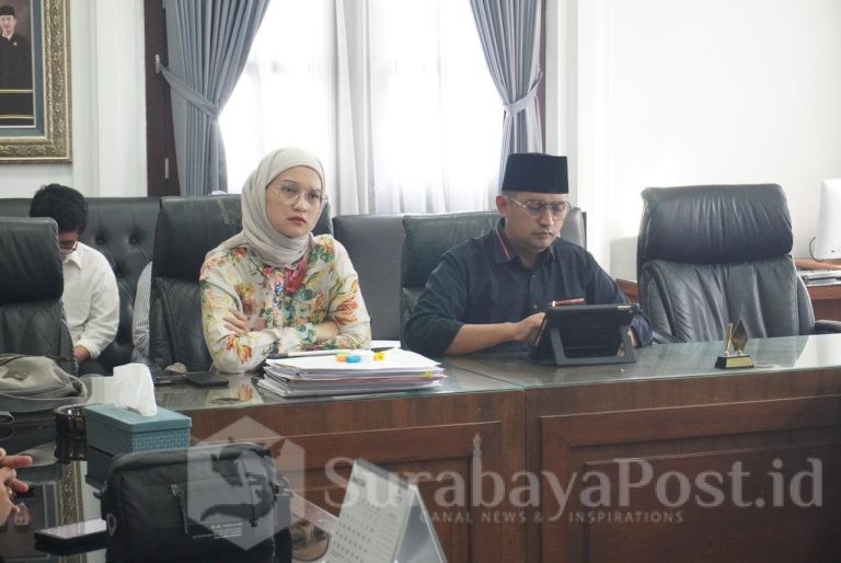 Ketua Komisi D DPRD Kota Malang, Amithya Ratnanggani Sirraduhita, saat dengar pendapat.