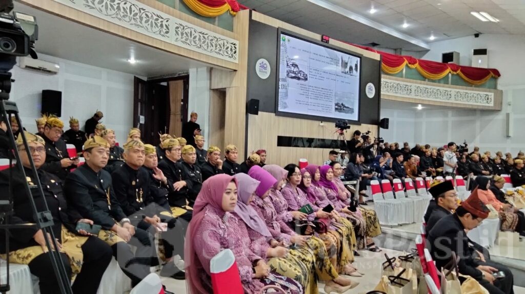 Suasana rapat paripurna istimewa dalam rangka menyambut HUT ke-110 Kota Malang