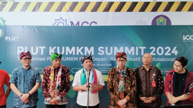 Menteri Koperasi dan UKM RI, Teten Masduki menyebut Malang Creative Center (MCC) bisa jadi percontohan daerah lain, Jumat (26/04/2024)
