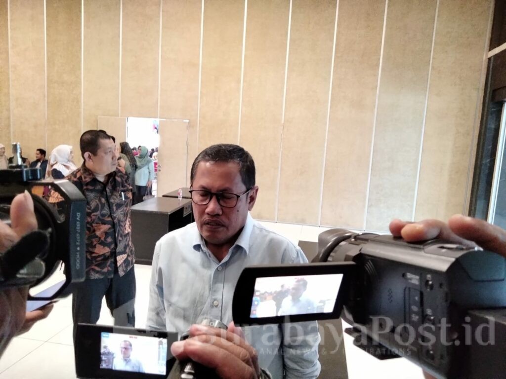Rektor UMM Prof. Dr. Nazaruddin Malik, M.Si saat memberikan keterangan kepada wartawan