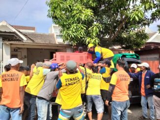 Eksekusi pengosongan rumah di Jalan Simpang Titan Asri Blok M No 8 seluas 125 meter persegi di Kecamatan Blimbing Kota Malang, Jawa Timur oleh Pengadilan Negeri (PN) Kelas IA Malang pada Selasa (21/05/2024) berlangsung kondusif.