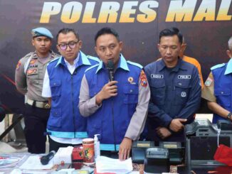 Polisi Bongkar Pungli Pembuatan Dokumen Kependudukan di Kabupaten Malang Jawa Timur. (Sumber Humas Polres Malang)