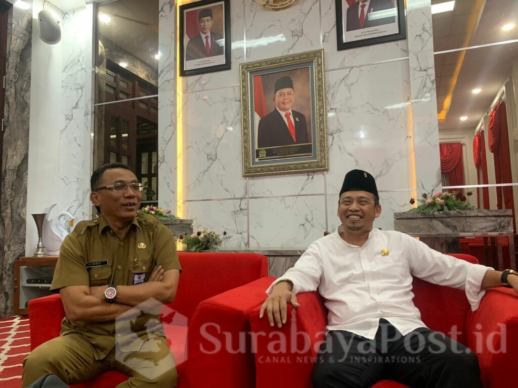 Sekretaris Komisi C DPRD Kota Malang, H. Wanedi bersama Kabid Cipta Karya DPUPRPKP Kota Malang, Ir Ade Herawanto, MT