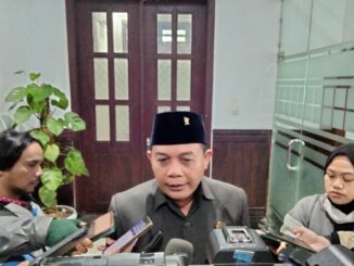 Ketua DPRD Kota Malang, I Made Riandiana Kartika