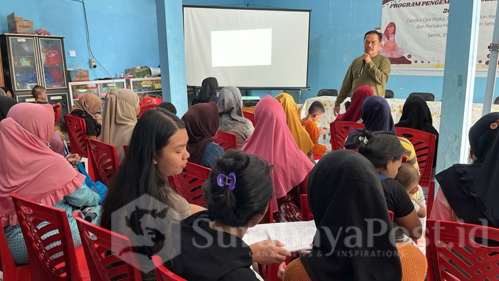 Poltekkes Kemenkes Surabaya Gelar Pengabdian Masyarakat di Kelurahan Tambak Wedi