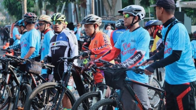 Menyambut HUT Bhayangkara ke-78. Polda Jawa Timur,gelar lomba balap sepeda "Tour de Panderman 2024" di Kota Batu, Sabtu (08/06/2024).