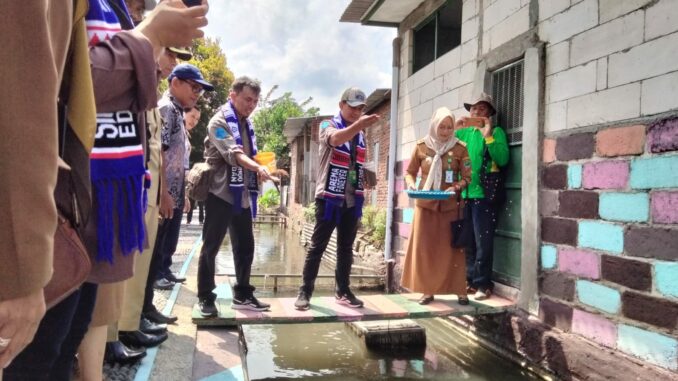 Penilaian dan Verifikasi Proklim di RW 2 Kebonsari, DLH Kota Malang Optimis Raih Tropi Utama, Selasa (02/07/2024)