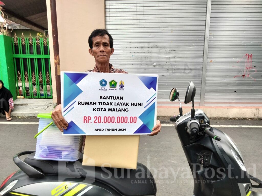 Salah satu warga yang mendapat bantuan bedah rumah