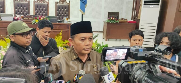 Ketua DPRD Kota Malang, I Made Riandiana Kartika