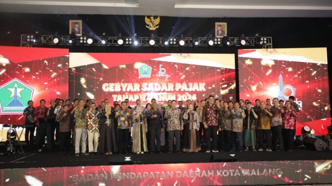 Pj. Walikota Malang, Iwan Kurniawan, S.T., MM pada kegiatan Gebyar Sadar Pajak di Malang Creative Center Kota Malang, Jumat 23 Agustus 2024 malam. (Sumber Prokompim)