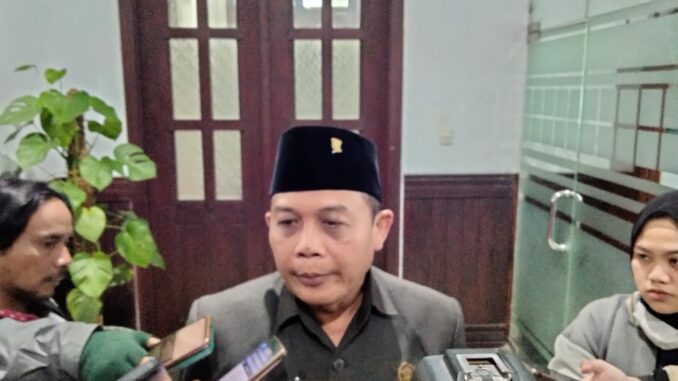 Ketua DPRD Kota Malang, I Made Riandiana Kartika