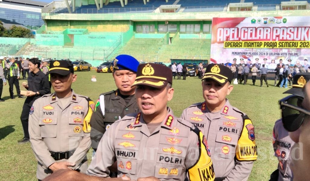 Kapolresta Malang Kota, Kombes Pol Budi Hermanto memberikan keterangan kepada wartawan