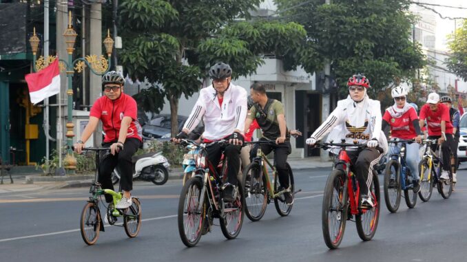 Gowes Bareng di Pedalling for Freedom, Pj. Walikota Iwan: Kota Malang Tepat untuk Sport Tourism. (Sumber Prokompim)