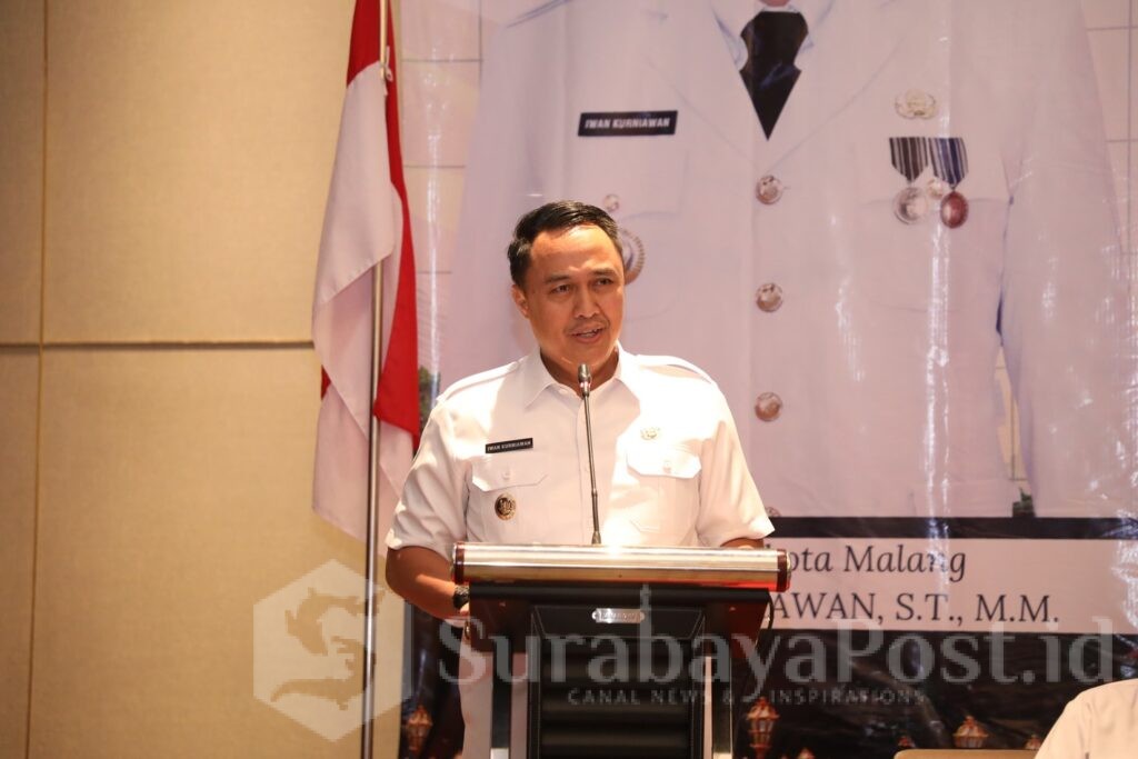 Pj Walikota Iwan Kurniawan saat memberikan arahan kepada Forum Satu Data Indonesia Kota Malang, bertempat di Hotel Atria, Rabu 18 September 2024. (Sumber Prokompim)