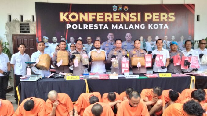 Polresta Malang Kota Beberkan Hasil Ungkap Ops Tumpas Semeru 2024, Puluhan Kilogram Ganja Diamankan, Kamis (26/09/2024)