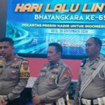 Kasat Lantas Polres Batu bersama sejumlah jajaran saat memberikan keterangan kepada awak media (Gus)