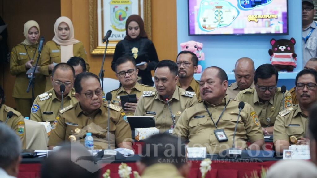 Pj, Walikota Malang, Iwan Kurniawan saat menghadiri Rapat Koordinasi Implementasi Perpres 19/2024 dan Main Bareng Gim Lokal di Gedung Sasana Bhakti Praja, Kemendagri, Jakarta, Senin 7 Oktober 2024. (Sumber Prokompim)