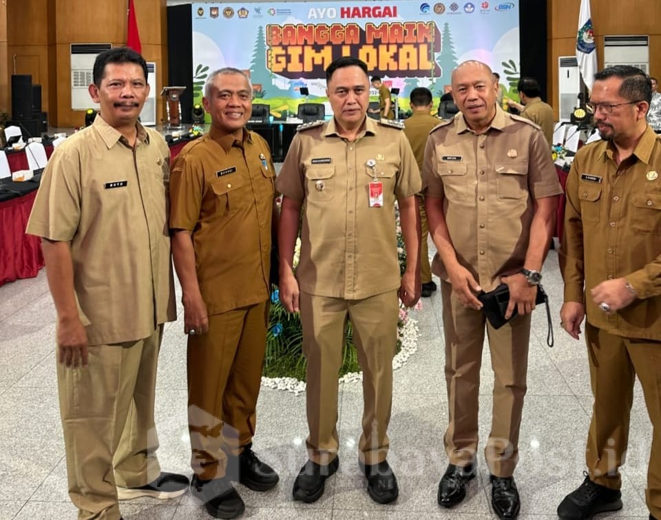 Pj, Walikota Malang, Iwan Kurniawan bersama jajaran OPD Pemkot Malang. (Sumber Prokompim)