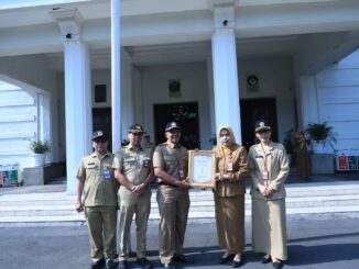 Raih Sakip Predikat A Tiga Tahun Berturut-turut, Pj. Walikota Malang Apresiasi Konsistensi Akuntabilitas Kinerja Pemkot Malang. (Sumber Prokompim)