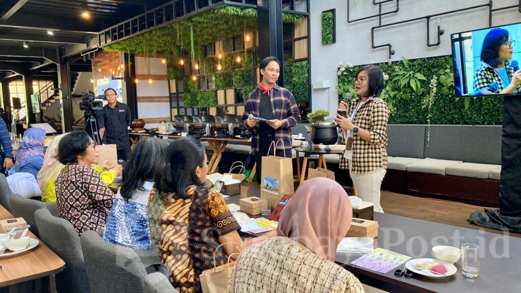 DJPPR Kemenkeu menggelar creatORI (Creative Class dan Talkshow ORI) pada Jumat 11 Oktober 2024, di Kuno Kini Café, Surabaya, Jawa Timur. (ist)