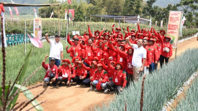 Cap Panah Merah, Brand dari Perusahaan PT East West Seed Indonesia kembali menggelar Festival Panen Makmur. Kali Ini digelar di Malang Jatim, Senin 14 hingga Selasa 15 Oktober 2024. (ist)