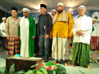 Pasangan Calon Wali Kota dan Wakil Walikota Malang, Abah Anton - Dimyati Ayatullah didoakan Warga Tanjung kembali memimpin Kota Malang. (ist)