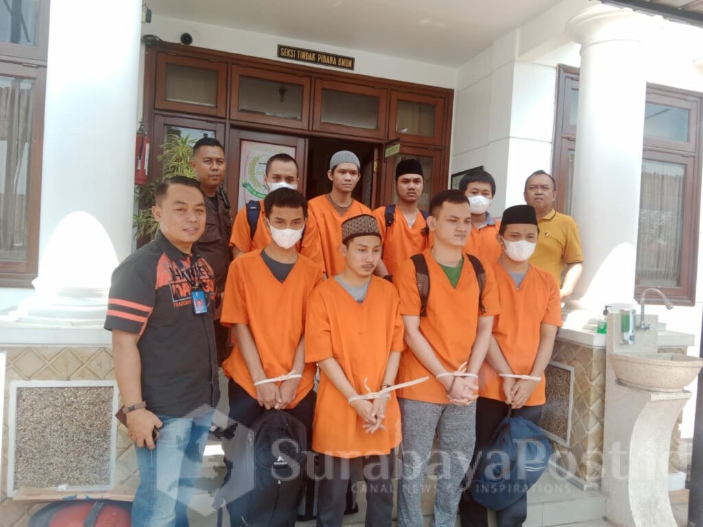 Inilah 8 Tersangka Jaringan Pabrik Narkoba yang diserahkan Bareskrim Mabes Polri untuk Pelimpahan tahap 2 di Kejari Kota Malang