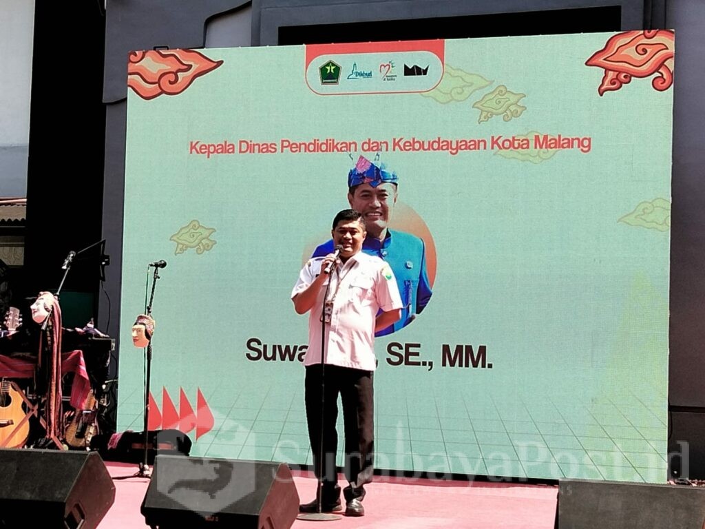 Kepala Dinas Pendidikan dan Kebudayaan Kota Malang, Suwarjana, SE, MM saat memberikan sambutan