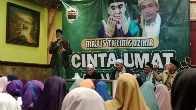 Jelang Pilkada, Abah Anton Calon Wali Kota Malang Ajak Jamaah Cinta Umat Perkuat Doa. (ist)