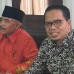 Ketua Komisi B DPRD Kota Malang, Haji Bayu Rekso aji (kanan)