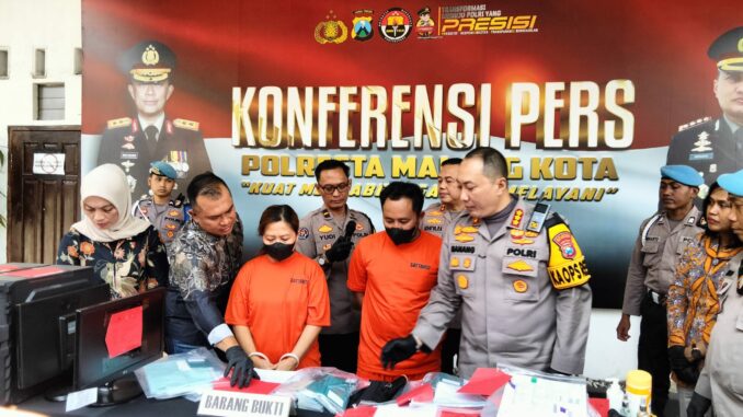 Berawal dari laporan dugaan penganiayaan, Polresta Malang Kota ungkap kasus TPPO dan mengamankan dua tersangka, Jumat (15/11/2024)