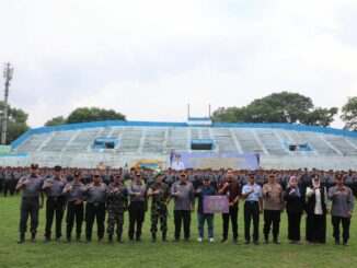 Pj. Walikota Iwan Kurniawan Sanjung Satlinmas, Sebut Sebagai Pahlawan Pilkada Kota Malang. (Sumber Prokompim)