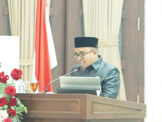 Juru bicara Fraksi PKS DPRD Kota Malang, H Rendra Masdrajad Safaat menyampaikan sembilan catatan kritis terhadap Ranperda APBD 2025, Selasa 19 November 2024. (ist)