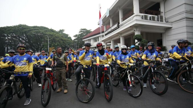 Gempur Rokok Ilegal, Pemkot Malang Gelar Olahraga Bersepeda Sekaligus Peringati Hantaru Nasional 2024. (Sumber Prokompim)