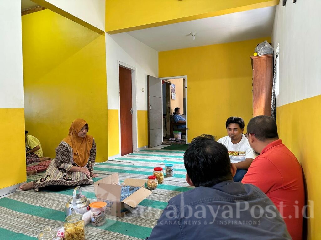 Rumah duka almarhum Suyono, linmas TPS 4 Mulyorejo yang meninggal saat menjalankan tugas pada Pilkada 2024 Kota Malang. (ist)