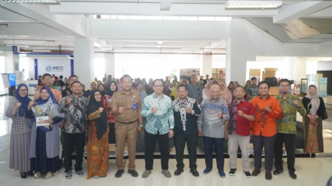 Wakil Ketua DPRD Trio Agus dan Bayu Rekso Aji Hadiri Penutupan Program Pendampingan UMKM tahun 2024 "Membangun Masa Depan Wirausaha Kota Malang" Senin 23 Desember 2024. (ist)