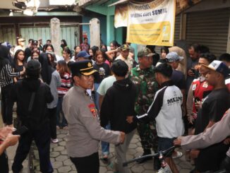 Resahkan Masyarakat, Warung "Kopi Cetol" Gondanglegi ditertibkan Aparat Gabungan, Sabtu 4 Januari 2025. (Dok. Hmsresma)