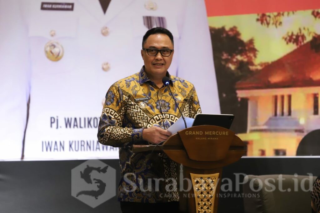 Pj. Iwan Kurniawan saat memberikan arahan pada acara yang bertempat di Grand Mercure Hotel Malang, Kamis 23 Januari 2025. (Sumber Prokompim)